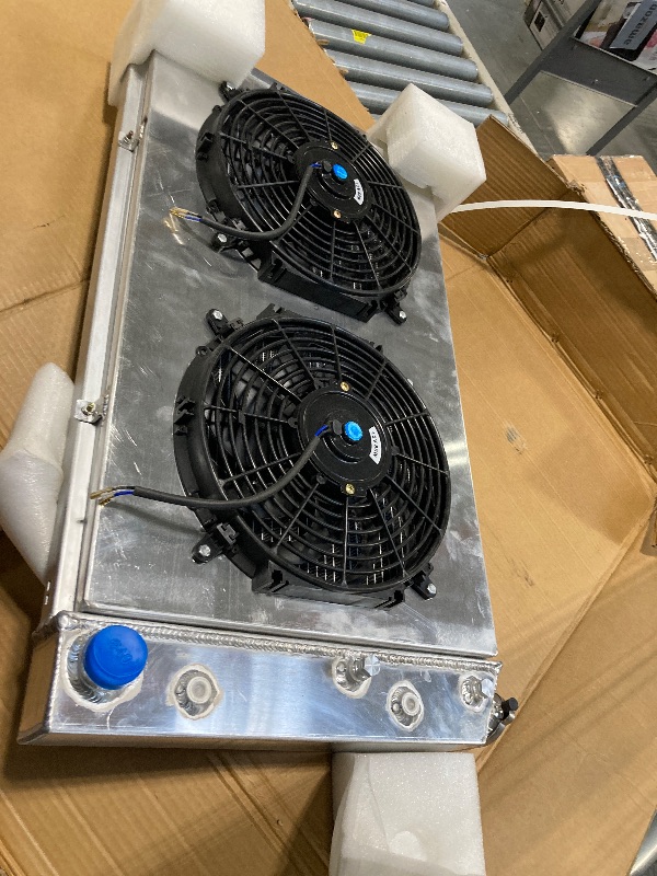 Photo 1 of ** SIMILIAR / UNTESTED *** Smileracing 3 Row Aluminum Racing Core Radiator+Pull Fan Shroud+2x12" Slim Fan Compatible with 1982-2002 Chevy S10/S-10 Blazer V8 Conversion 1984-1990 Chevrolet Corvette