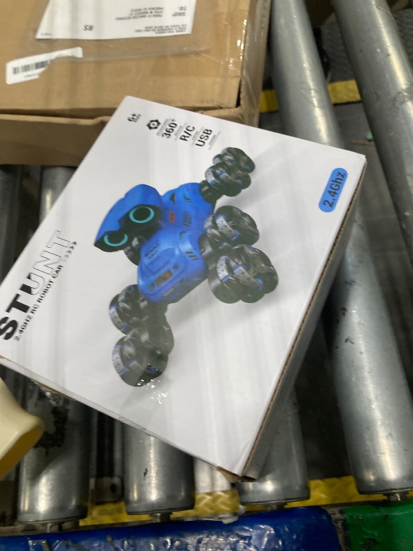 Photo 1 of *USED*
LNNKINE Robot Toys, 8-Wheel Stunt Remote Control Car with Auto-Demonstration, 360° Rotation, LED Eyes, Music, 2.4Ghz, All Terrain Rc Cars, Remote Control Robot for Boys 4-7 6-8 8-12