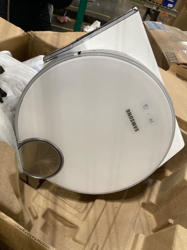 Photo 1 of ** USED** SAMSUNG Jet Bot AI+ Robot Vacuum Cleaner w/ Object Recognition, Intelligent Cleaning, Clean Station, 5-Layer Filter, Touchless Dust Removal for Hardwood Floors, Carpets, VR50T95735W, White