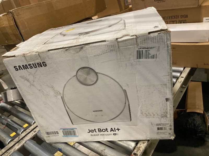 Photo 1 of ** USED** SAMSUNG Jet Bot AI+ Robot Vacuum Cleaner w/ Object Recognition, Intelligent Cleaning, Clean Station, 5-Layer Filter, Touchless Dust Removal for Hardwood Floors, Carpets, VR50T95735W, White