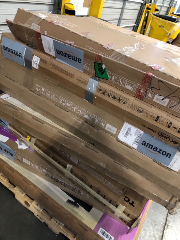 Photo 1 of *FOR PARTS ONLY*
*NO REFUNDS*
*FINAL SALE*