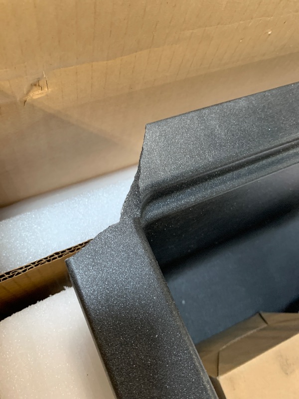 Photo 1 of *** BROKEN*** YOU COULD TO FIX IT*** nKRAUS Quarza 33-inch Drop-In/Undermount 50/50 Double Bowl Granite Kitchen Sink in Black Onyx, KGD-433B  ***BROKEN***