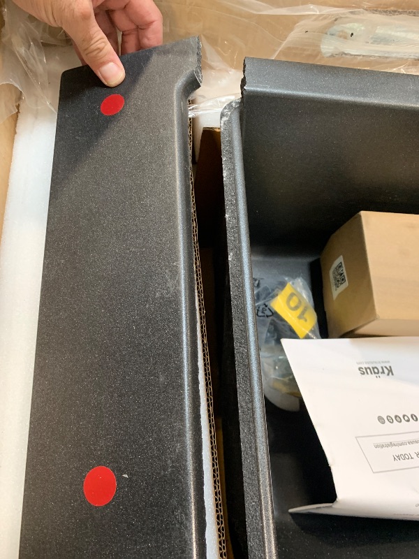 Photo 1 of *** BROKEN*** YOU COULD TO FIX IT*** nKRAUS Quarza 33-inch Drop-In/Undermount 50/50 Double Bowl Granite Kitchen Sink in Black Onyx, KGD-433B  ***BROKEN***