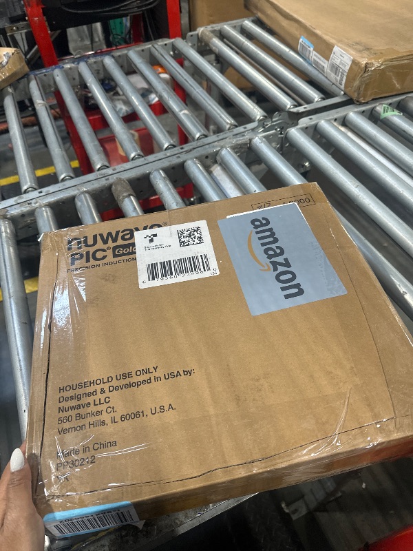 Photo 1 of **MISSING PARTS UNKNOWN**
Nuwave Gold Precision Induction Cooktop, Portable, Powerful with Large 8” Heating Coil,100°F to 575°F, 3 Wattage Settings, 12” Heat-Resistant Cooking Surface