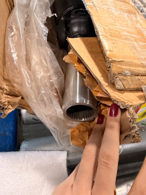 Photo 1 of ****SIMILAR ITEM**** 938-128 Front Drive Shaft Prop Shaft Driveshaft Assembly PropShaft 4WD Compatible with Cherokee 1987-2001 Comanche 1987 1988 1989 1990 1991 1992 Wagoneer 1987-1990 Replace 938128 53005542
