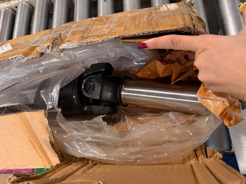 Photo 1 of ****SIMILAR ITEM**** 938-128 Front Drive Shaft Prop Shaft Driveshaft Assembly PropShaft 4WD Compatible with Cherokee 1987-2001 Comanche 1987 1988 1989 1990 1991 1992 Wagoneer 1987-1990 Replace 938128 53005542
