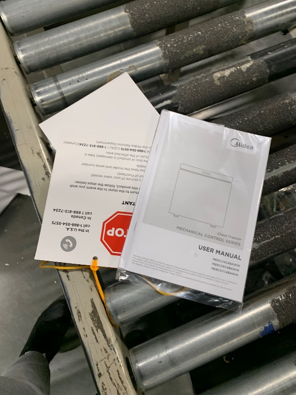 Photo 3 of Midea MERC05C4BAWW Chest Freezer, 5.1 Cubic Feet Freezer With Removable Basket, Interior LED Light, Adjustable Temperature, For Kitchen Apartment Office, White