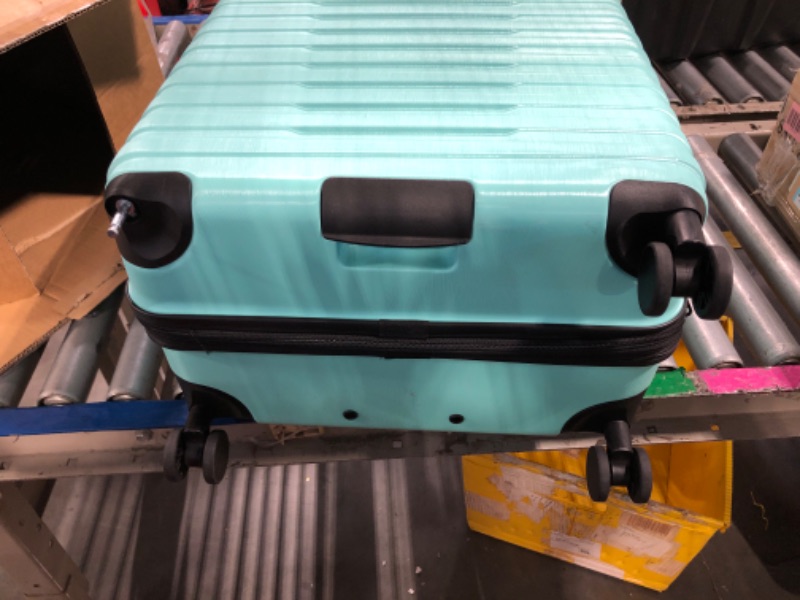 Photo 1 of ** MISSING A WHEEL**
U.S. Traveler Boren Expandable Hardside Rugged Travel Luggage with 8 Spinner Wheels, Mint, Checked-Large 30-Inch