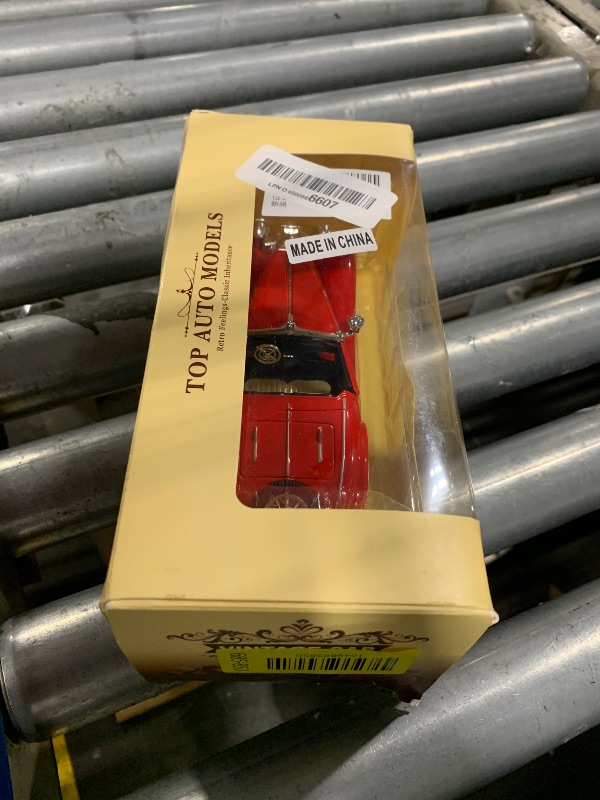 Photo 1 of 1:28 Scale Pullback Diecast Metal Antique Classic Model Cars Collectible Toy Gifts (Red,Length 6.5in/16.8cm)