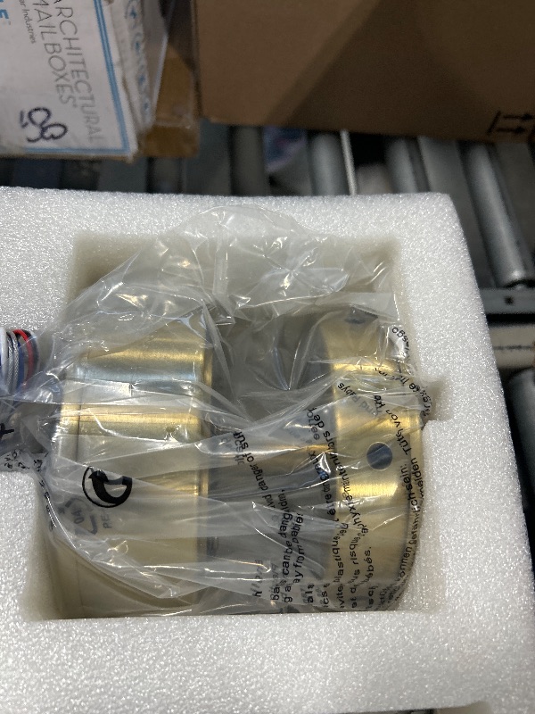 Photo 1 of *****ITEM SIMILAR ****
AGV LIGHTING Modern Spuntnik Crystal Ceiling Light Fixture, Semi Flush Mount Ceiling Light, G9 Base 6-Lights, D16 x H10, Clear Crystal & Shining Gold Finish Metal Frame