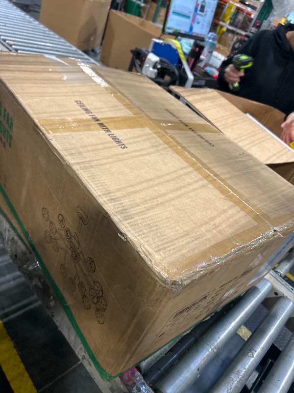 Photo 1 of *****ITEM SIMILAR ****
AGV LIGHTING Modern Spuntnik Crystal Ceiling Light Fixture, Semi Flush Mount Ceiling Light, G9 Base 6-Lights, D16 x H10, Clear Crystal & Shining Gold Finish Metal Frame