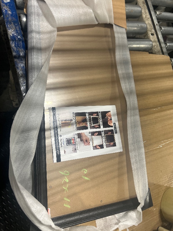 Photo 1 of ***SIMILAFR ITEM 11X26****
Frame It Easy 17 1/2 x 30 Black Frame (Wilton) 17.5x30 inches