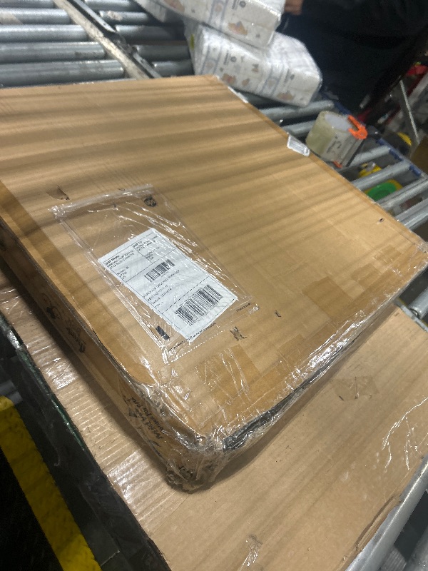 Photo 1 of ****ITEM SIMILAR *****
MidWest Homes for Pets 24-Inch iCrate Folding Dog Crate with Divider Panel, Leak-Proof Tray & Secure Latches – Metal Wire Kennel for Small Breeds – Portable, Durable & Easy to Assemble