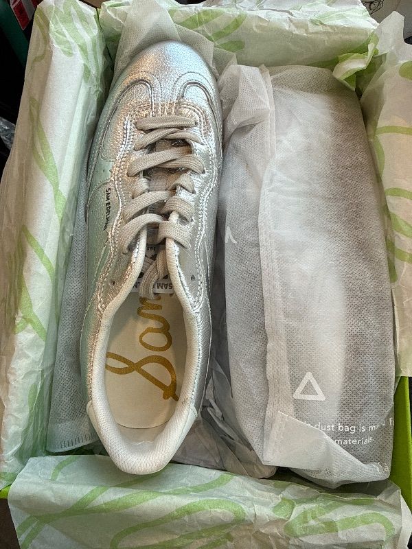 Photo 1 of **Minor Damage - Used**
Sam Edelman Women's Kallen Sneaker, Soft Silver, 8.5