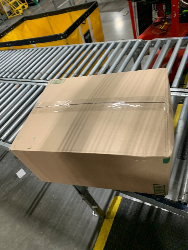 Photo 1 of ** UNKNOWN BRAND ** QUEEN SIZE WHITE BED SHEETS 