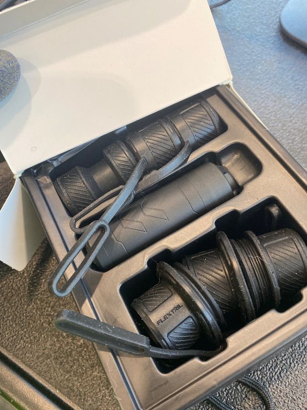 Photo 1 of **UNTESTED**
FLEXTAILGEAR Zero Pump Air Pump for Inflatables, 1.2 oz Ultra-Mini Electric air Pump Portable Air Mattress Pump, Rechargeable Air Pump for Pool Floats Air Bed Air Mattress