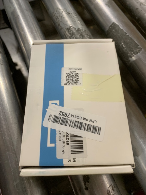 Photo 1 of SIM7600G-H 4G LTE USB Dongle, 4G DONGLE Module USB UART Communication Support 2G 3G 4G 50Mbps Uplink 150Mbps Downlink, with Rotatable Antenna
