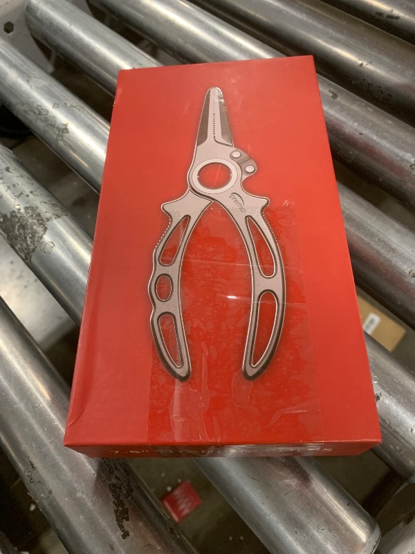 Photo 1 of 7.5" PREMIO PLIERS
