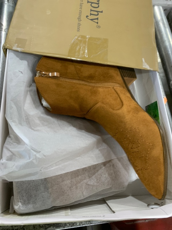 Photo 1 of Perphy Womens Brown Suede Boots Size 9 
