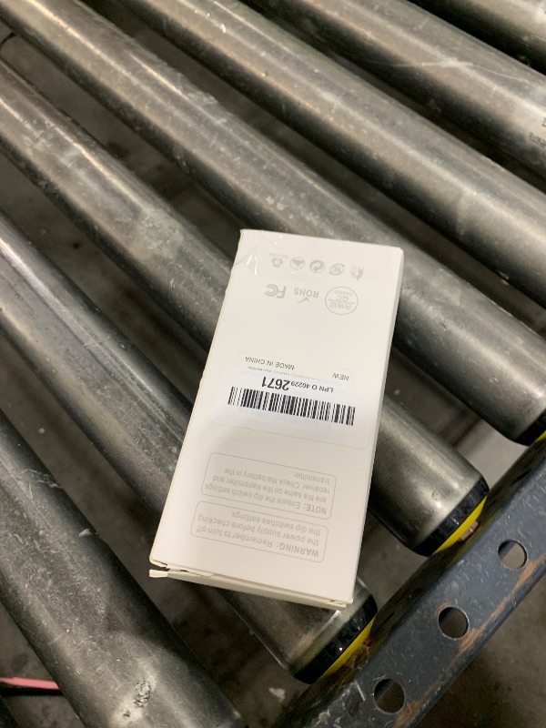 Photo 1 of CENMING 9T Thermostatic Ceiling Fan Remote Control Replacement Remote for Hampton Bay,with Reverse Timer 3-Speed, LCD Display Temp 303.9MHz, No Light Dimmer,for L3HFAN9T FAN-9T(Remote Only)