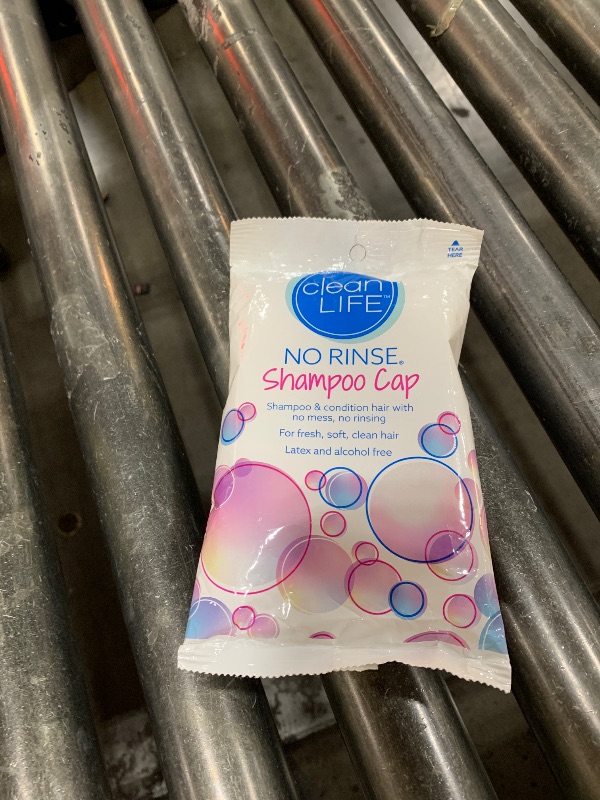 Photo 1 of CleanLife, No Rinse® Shampoo Cap, 1 Cap
