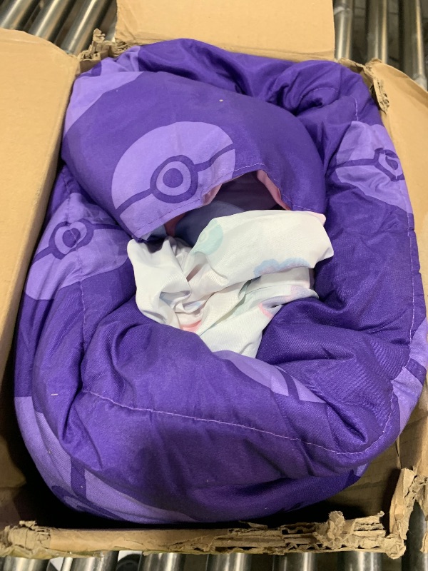 Photo 1 of POKEMON COMFORTER SET twin/full