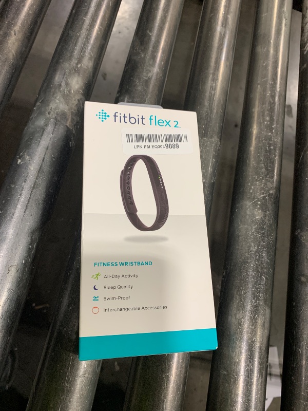 Photo 1 of Fitbit Flex 2, Black (US Version), 1 Count