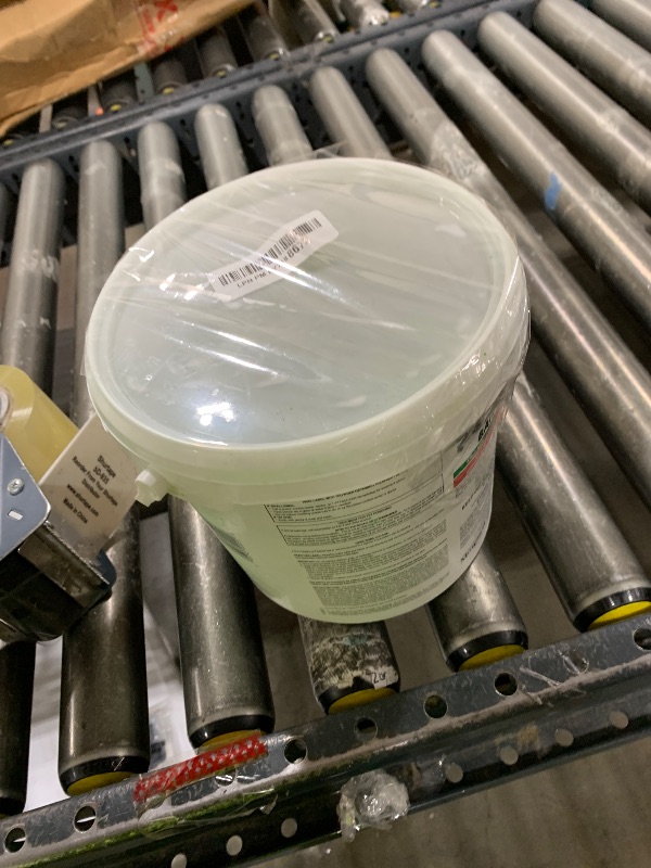 Photo 1 of Tomcat with Bromethalin Bait Chunx Pail, Rat and Mice Control for Agricultural Use and Professional Applicators, 4.25 lbs.