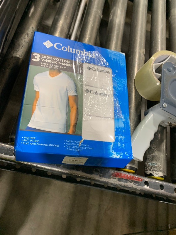 Photo 1 of Columbia Men's 3 Pack Cotton V-Neck T-Shirt, White, Small