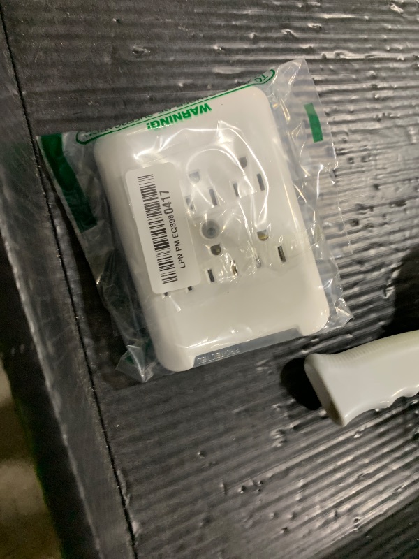 Photo 1 of GE Pro 6-Outlet Extender, Surge Protector, Charging Station Wall Tap, Protected Indicator LED, 3-Prong, 540 Joules, Warranty, UL Listed, White, 38431