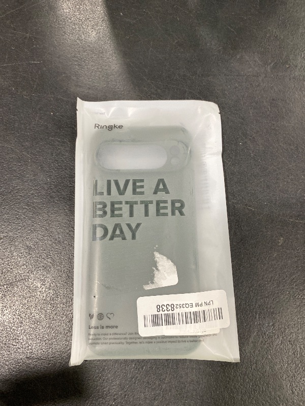 Photo 1 of PHONE CASE 