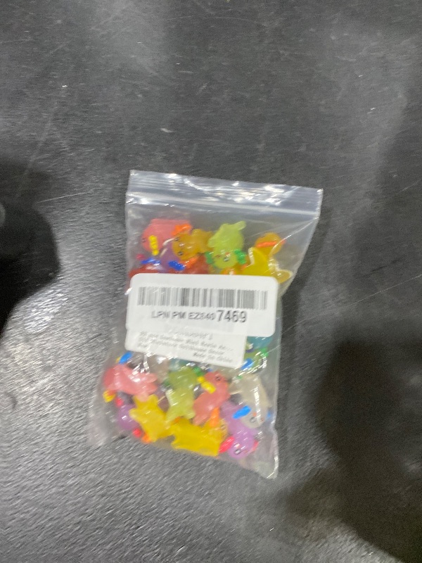 Photo 1 of 32 pcs Luminous Mini Resin Axolotl 8 Colors Glow in The Dark Tiny Small Little Resin Axolot to Hide Plastic Animal Figures for Garden Micro Landscape Aquarium Potted DIY Miniature Dollhouse Decor