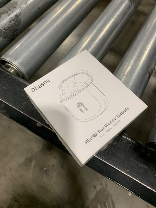 Photo 1 of AI Translation Earbuds Real Time, 164 Language Translator Earbuds 3-in-1 Bluetooth 5.4 with APP, Translation Headphones with 6 Translation Modes Translating Device for Travel/Business/Learning, White