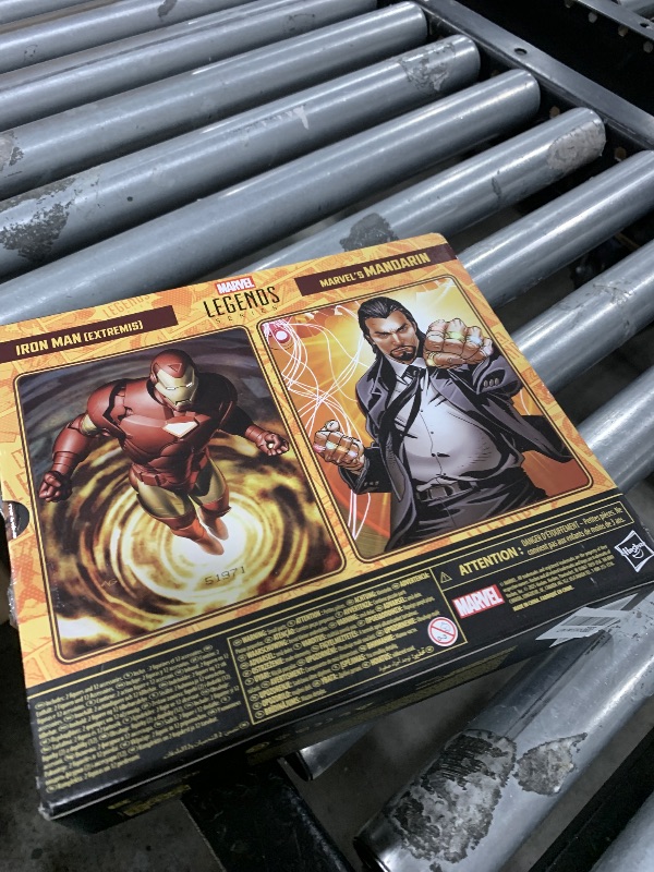 Photo 1 of Marvel Legends Series Iron Man (Extremis) & Marvel’s Mandarin, Avengers Comics Collectible 6-Inch Action Figures (Amazon Exclusive)