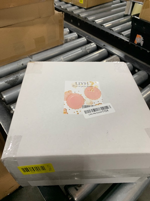 Photo 1 of LIYH 60pcs Pink Plastic Plates with Gold Disposable Plates Includes: 30 Dinner 10.25" and 30 Dessert Plate 7.5" Gold Plastic Baby Shower Plate Set