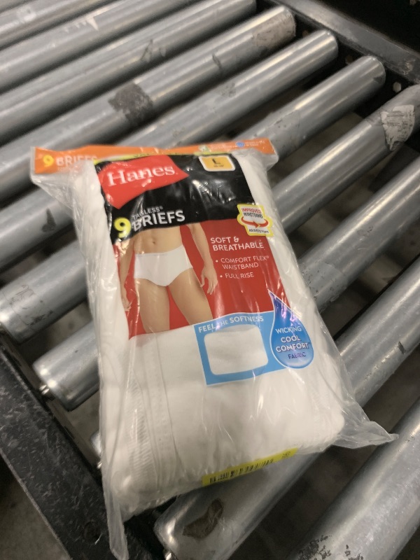 Photo 1 of Hanes Men Hanes Men's Tagless White Briefs with ComfortFlex Waistband-Multiple Packs Available (Pack of 9)