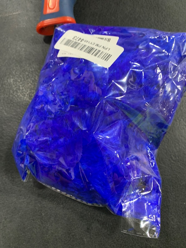 Photo 1 of Dyed 3-4" Goose Coquilles Feathers for Hawaiian Feather Leis (Royal Blue)