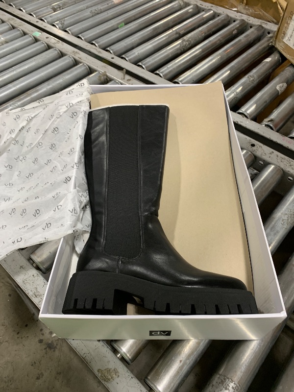 Photo 1 of size 9 Women's black long boots 