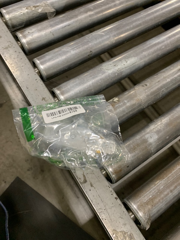 Photo 1 of VANoopee H Track Live End Feed Connector White, H Type Track Lighting Accessories for Single Circuit 3-Wire-1 Track Rail, Track Connector for Halo Track System, LED Track Lighting Kit Easy Install