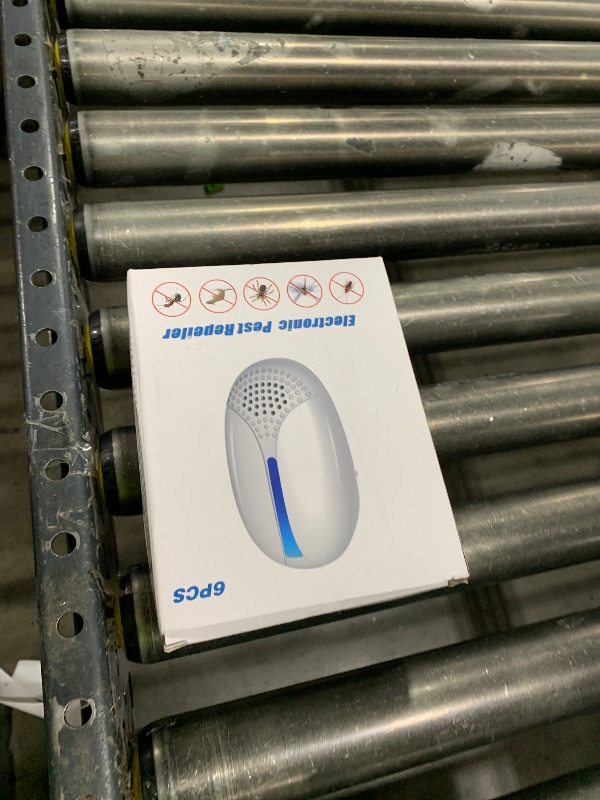 Photo 1 of Ultrasonic Repeller Indoor, Mouse Traps Repellent Plug in, Pest Control,