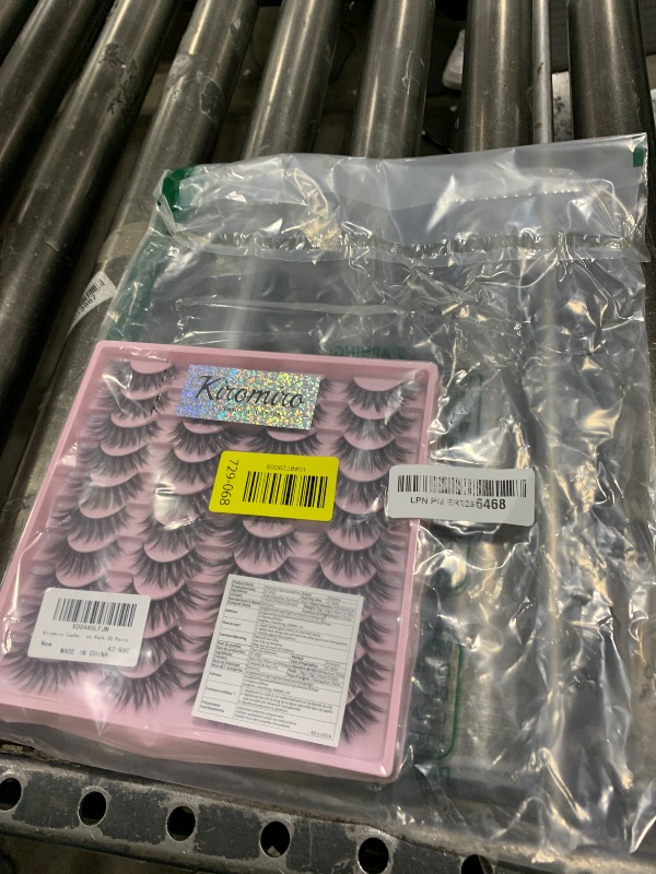 Photo 1 of Kiromiro Lashes Wispy False Eyelashes Natural Look 14mm(0.55inch) Faux Mink Lashes Short Cat Eye Spiky Lash 3D Strip Eyelashes Pack 20 Pairs