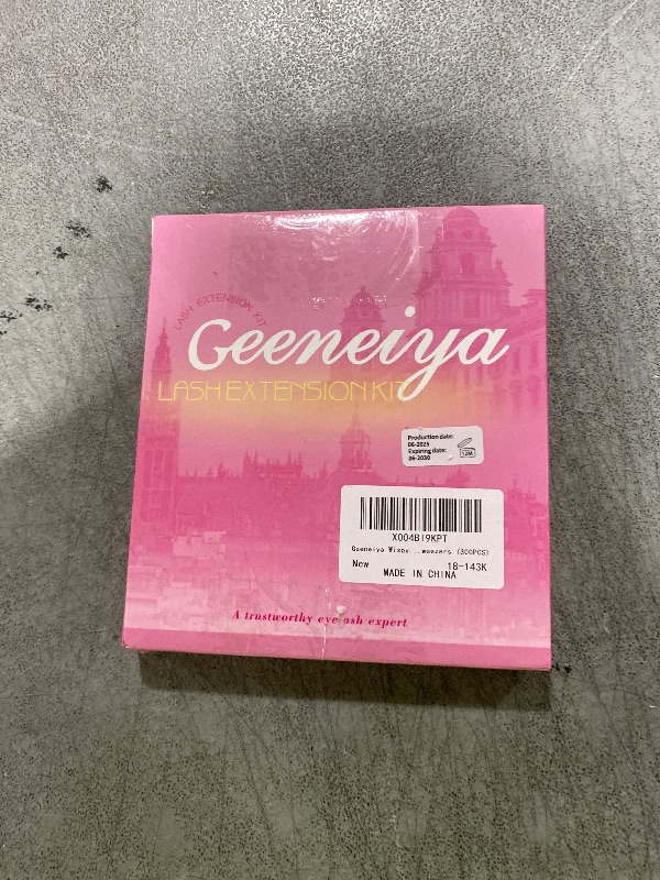Photo 1 of Geeneiya Wispy Lash Clusters Kit 70D+90D Lash Extension Kit 10-18mm Natural Cluster Eyelash Extensions Kit Individual Lashes with Waterproof Lash Bond and Seal Glue, Lash Tweezers (300PCS)
