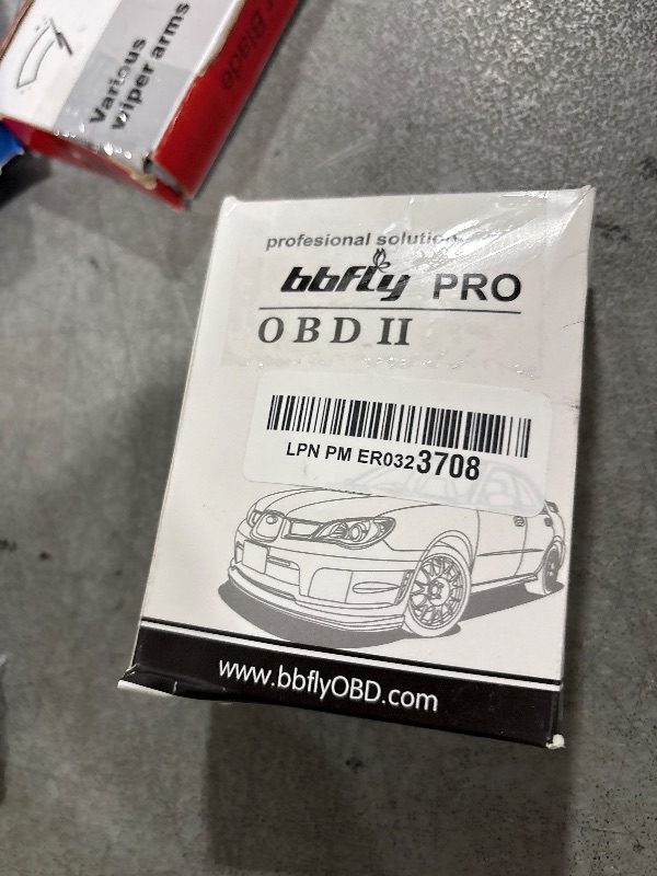 Photo 1 of Right Angle OBD2 Splitter Y Cable, bbfly-B20 OBDII 1 Male Splitter to 2 Female Extension Cable 1FT 30CM (1PACK)