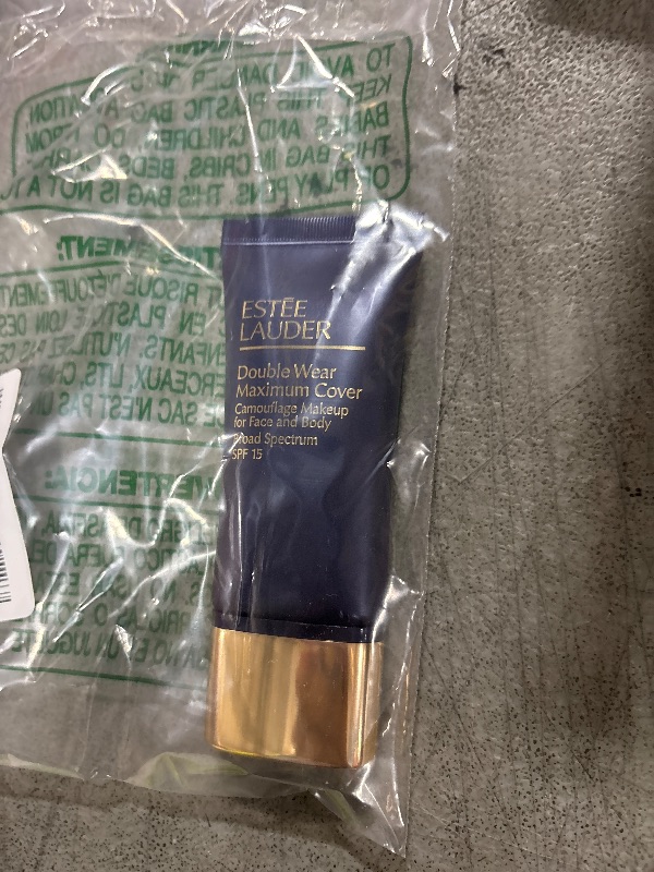 Photo 1 of Estée Lauder Double Wear 24-Hour Maximum Cover Camouflage Foundation for Face and Body SPF 15 | Full Coverage | Covers Scars & Tattoos, 1.0 Fl Oz, 1N1 Ivory Nude
