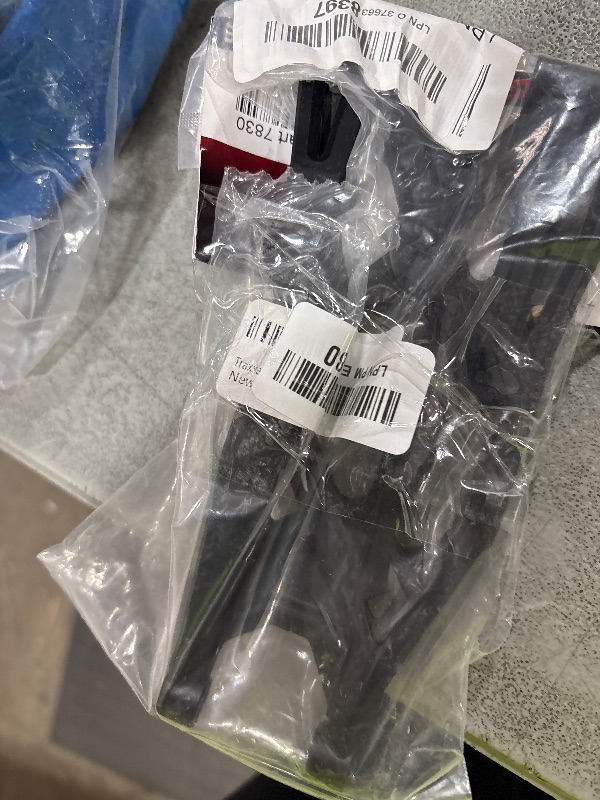 Photo 1 of Traxxas 7830 Suspension arm, Black, Lower (Right, Front or Rear), Heavy Duty (1)