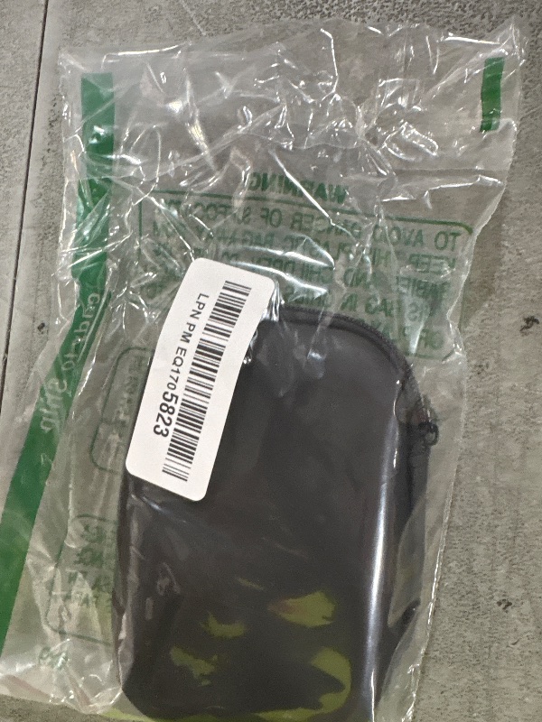 Photo 1 of Bose SoundSport In-Ear Headphones For Apple Devices (741776-0010) - Charcoal (Renewed)