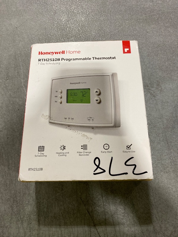 Photo 1 of Honeywell Home RTH2510B1018 7-Day Programmable Thermostat