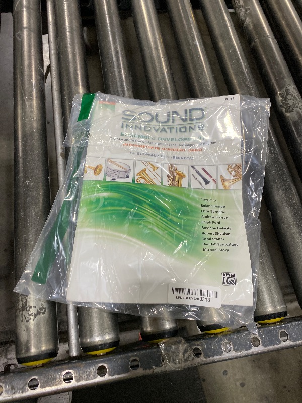 Photo 1 of Sound Innovations for Concert Band -- Ensemble Development for Intermediate Concert Band: Flute