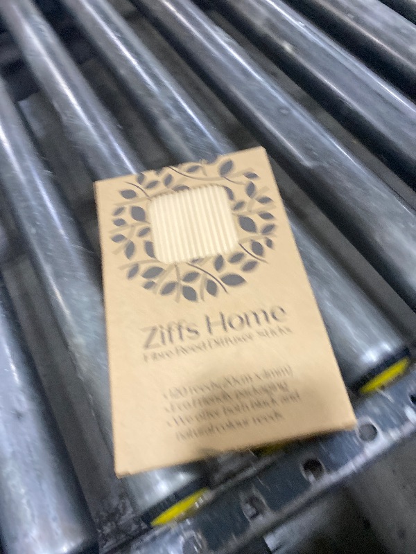 Photo 1 of Ziffs Home® 120pcs Natural Fibre Reed Diffuser Sticks - 20cm/7.87in x 4mm/0.16in - Thick Diffuser Reeds Sticks - Diffuser Sticks for Diffuser Oils Fragrance Refill - Fibre Reeds for Diffusers