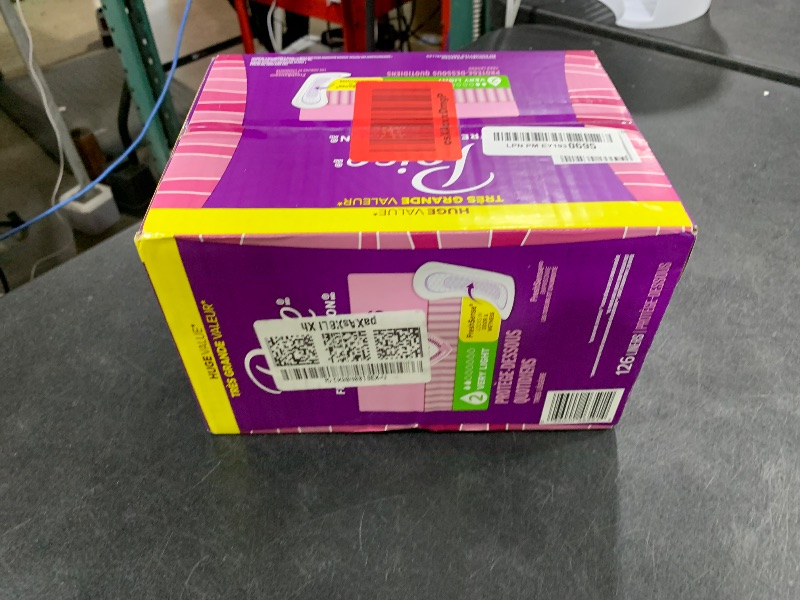 Photo 1 of Poise Daily Liners, Incontinence Panty Liners for Bladder Leaks, 2 Drop Very Light Absorbency, Regular Length, 126 Count of Pantiliners, Packaging May Vary
